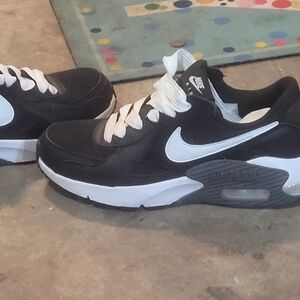 Nike Black and White Athletic Shoes